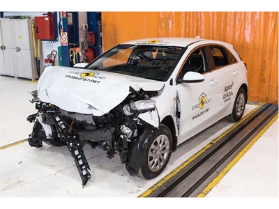 Kia Ceed - Frontal Full Width test 2019 - after crash