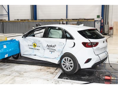 Kia Ceed - Side crash test 2019 - after crash