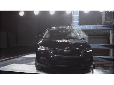 Skoda Scala - Pole crash test 2019