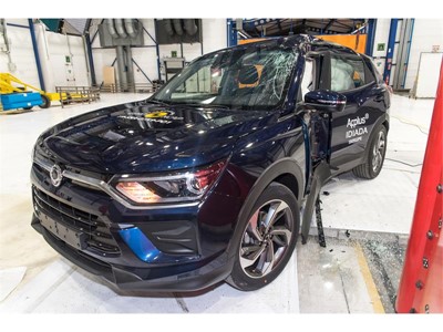SsangYong Korando - Pole crash test 2019 - after crash