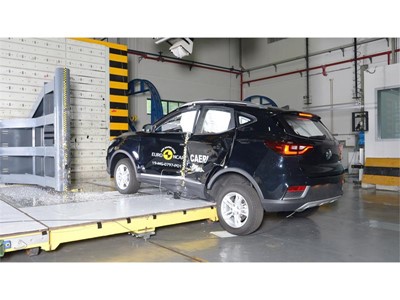 MG ZS EV - Pole crash test 2019 - after crash