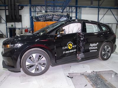 Škoda ENYAQ iV - Side Pole test 2021 - after crash