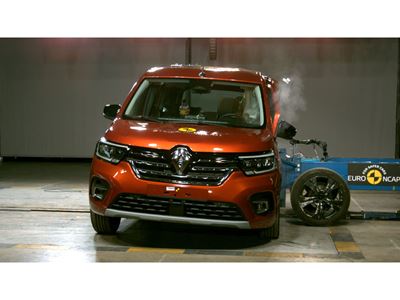 Renault Kangoo - Side Mobile Barrier test 2021