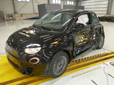 FIAT 500e - Side Mobile Barrier test 2021 - after crash