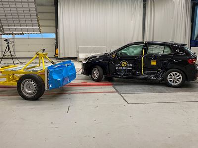 Škoda Fabia - Full Width Rigid Barrier test 2021 - after crash