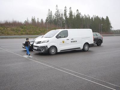 Toyota PROACE Commercial Van Safety Tests 2022