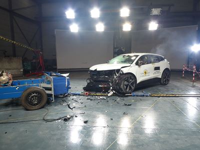 Renault Megane E-Tech - Mobile Progressive Deformable Barrier test 2022 - after crash