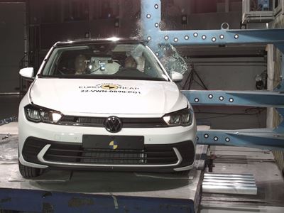 VW Polo - Side Pole test 2022