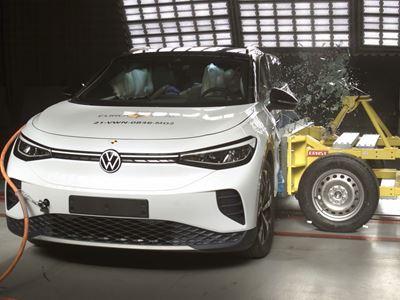 VW ID.4 - Far-Side impact test 2021