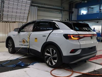 VW ID.4 - Side Pole test 2021 - after crash