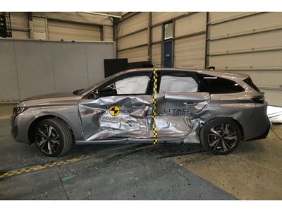 Peugeot 308 PHEV - Side Mobile Barrier test 2022 - after crash