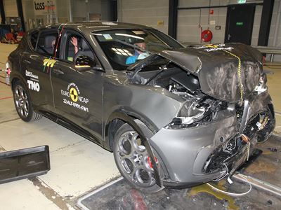 Alfa Romeo Tonale - Full Width Rigid Barrier test 2022 - after crash