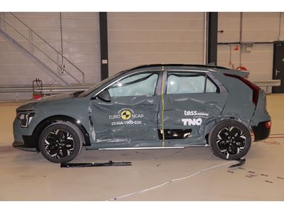 Kia Niro - Side Mobile Barrier test 2022 - after crash