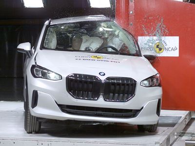 BMW 2 Series Active Tourer - Side Pole test 2022