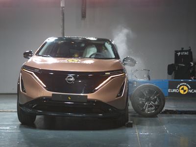 Nissan Ariya - Side Mobile Barrier test 2022