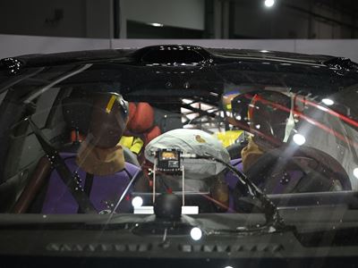 NIO ET7 - Far-Side impact test 2022 - after crash