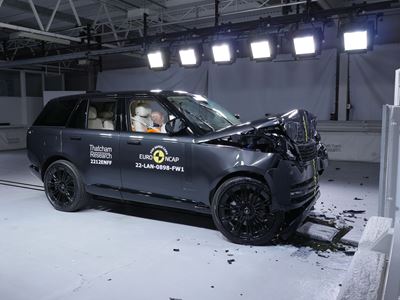 Range Rover - Full Width Rigid Barrier test 2022 - after crash