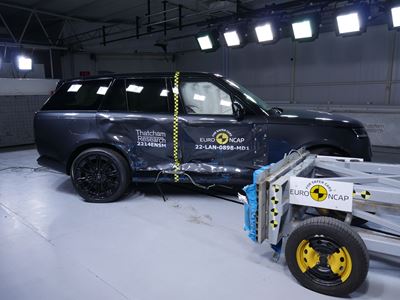 Range Rover - Side Mobile Barrier test 2022 - after crash
