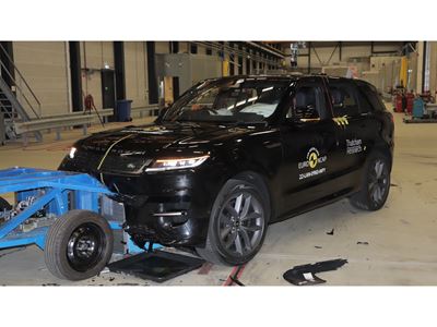 Range Rover Sport - Mobile Progressive Deformable Barrier test 2022 - after crash