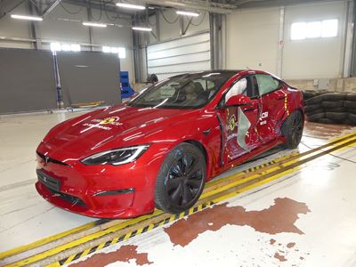 Tesla Model S - Side Mobile Barrier test 2022 - after crash