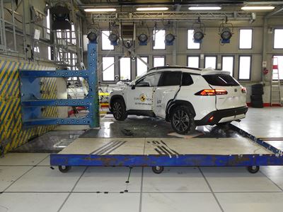 Toyota Corolla Cross - Side Pole test 2022 - after crash