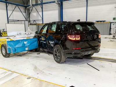 Land Rover Discovery Sport - Side Mobile Barrier test 2022 - after crash