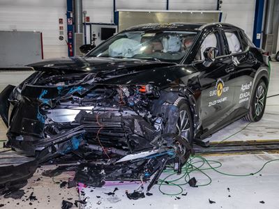 Lexus RZ - Mobile Progressive Deformable Barrier test 2023 - after crash