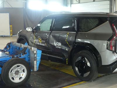 Kia EV9 - Side Mobile Barrier test 2023 - after crash