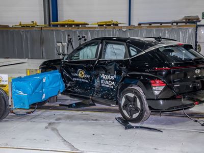 Hyundai KONA - Side Mobile Barrier test 2023 - after crash