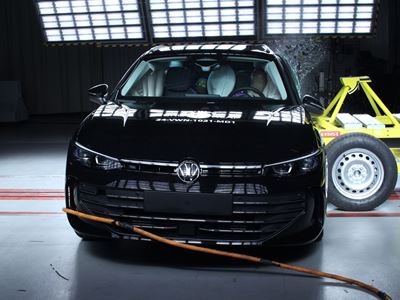 VW Passat - Side Mobile Barrier test 2024