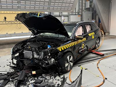 VW Passat - Mobile Progressive Deformable Barrier test 2024 - after crash