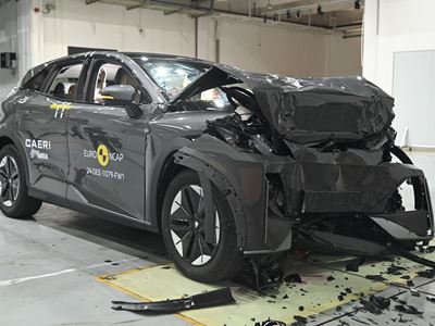 Deepal S07 Full Width Rigid Barrier test 2024 after crash