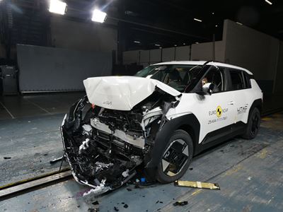 Kia EV3 Full Width Rigid Barrier test 2025 after crash