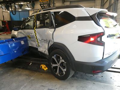 Dacia Bigster Side Mobile Barrier test 2024 after crash
