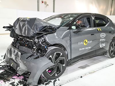 Lynk Co 02 Full Width Rigid Barrier test 2025 after crash