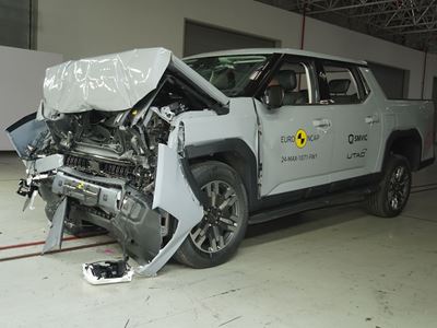 Maxus eTERRON 9 Full Width Rigid Barrier test 2024 after crash