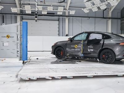 IM IM6 Side Pole test 2025 after crash