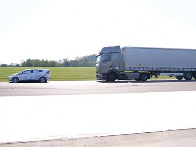 Mercedes Benz Actros L with ProCabin 4x2 Tractor Unit 2025 Commercial Truck Safety Tests