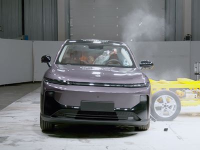 Leapmotor B10 Side Mobile Barrier test 2025