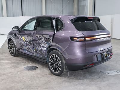 Leapmotor B10 Side Mobile Barrier test 2025 after crash