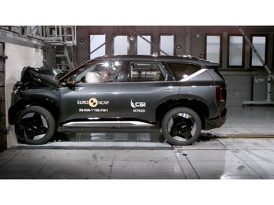Kia EV5 Full Width Rigid Barrier test 2025
