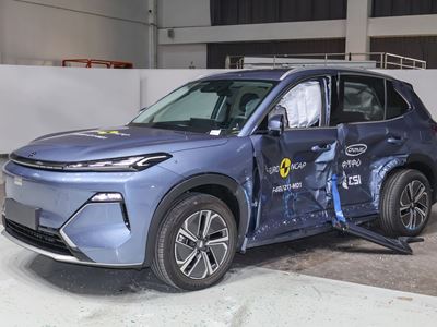 GEELY STARRAY EM i Side Mobile Barrier test 2025 after crash