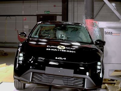 Kia EV4 Side Pole test 2025