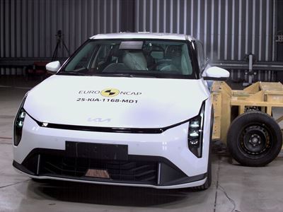 Kia EV4 Side Mobile Barrier test 2025