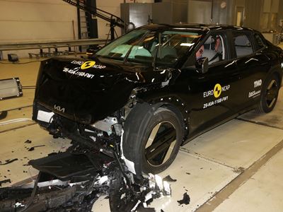 Kia EV4 Full Width Rigid Barrier test 2025 after crash