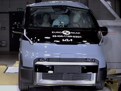 Kia PV5 Passenger Side Pole test 2025