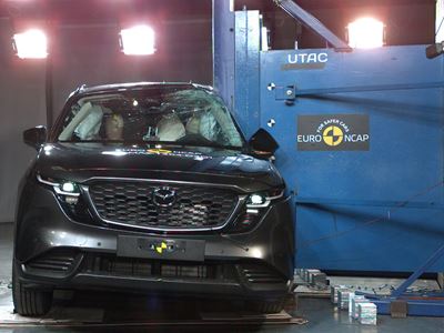 MAZDA CX 5 Side Pole test 2025