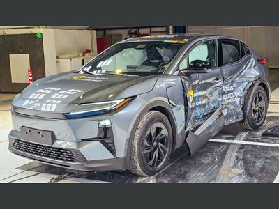 Toyota C HR Side Mobile Barrier test 2025 after crash
