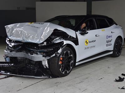 ZEEKR 7GT FW test 2026 after crash
