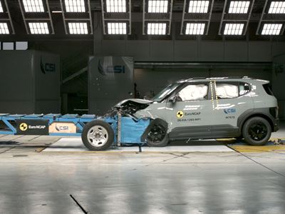 Kia EV2 MPDB test 2026